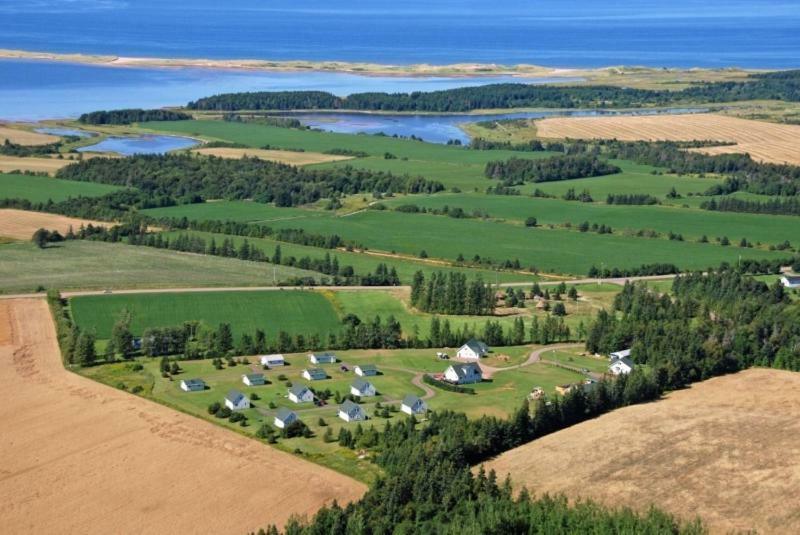 Swept Away Cottages คาเวนดิช ภายนอก รูปภาพ